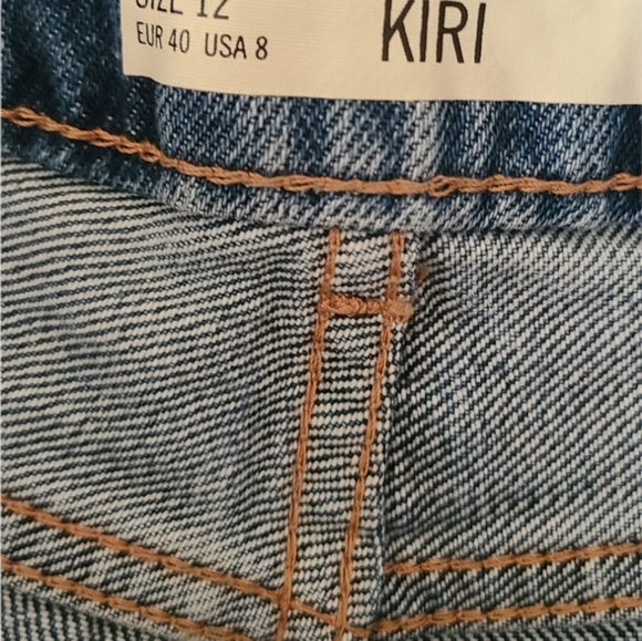 Kiri high-waisted fringe Jean shorts - Picture 4 of 4